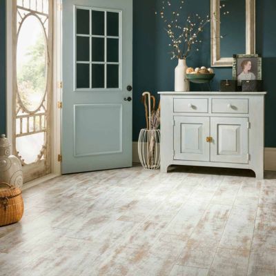 wood look laminate floors in a rustic Corpus Christi entryway