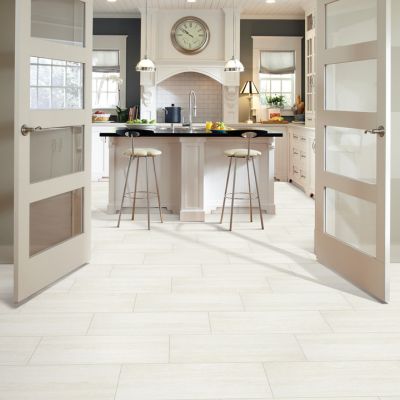 kitchen floor tiles in a Corpus Christi kitchen